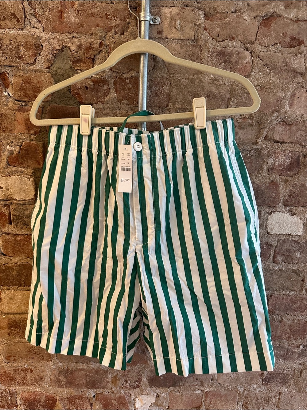 NWT - JCrew Men’s 8” Relaxed Cotton Poplin Shorts